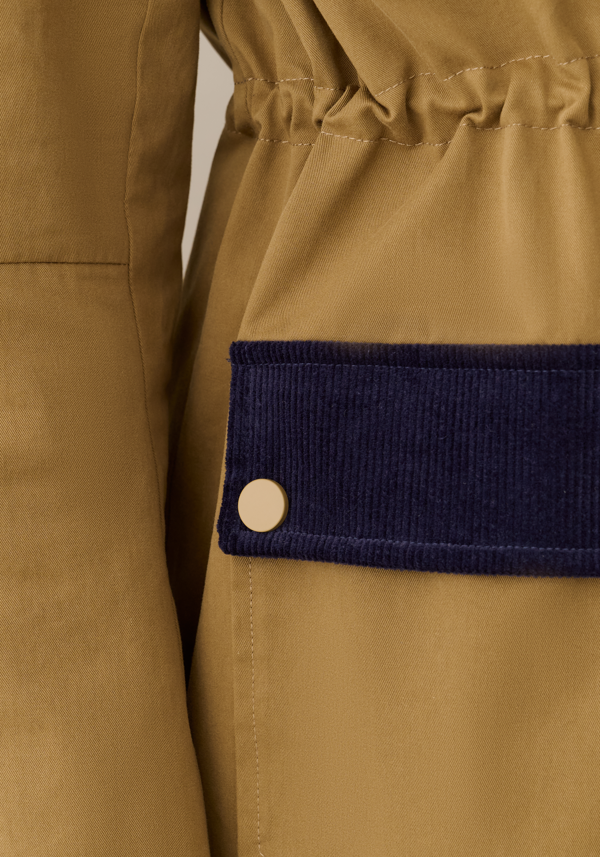 Women’s Classic Barn Jacket with Corduroy Trim, Adjustable