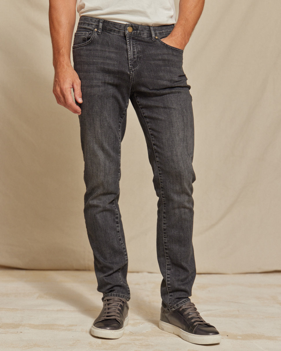 Men’s Stretch Denim Jeans 4-Way Performance, Durable Fit