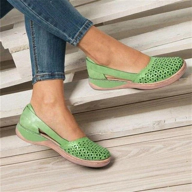 Women's Slip-On Flats with Expandable Toe Box and Cushioned Insole