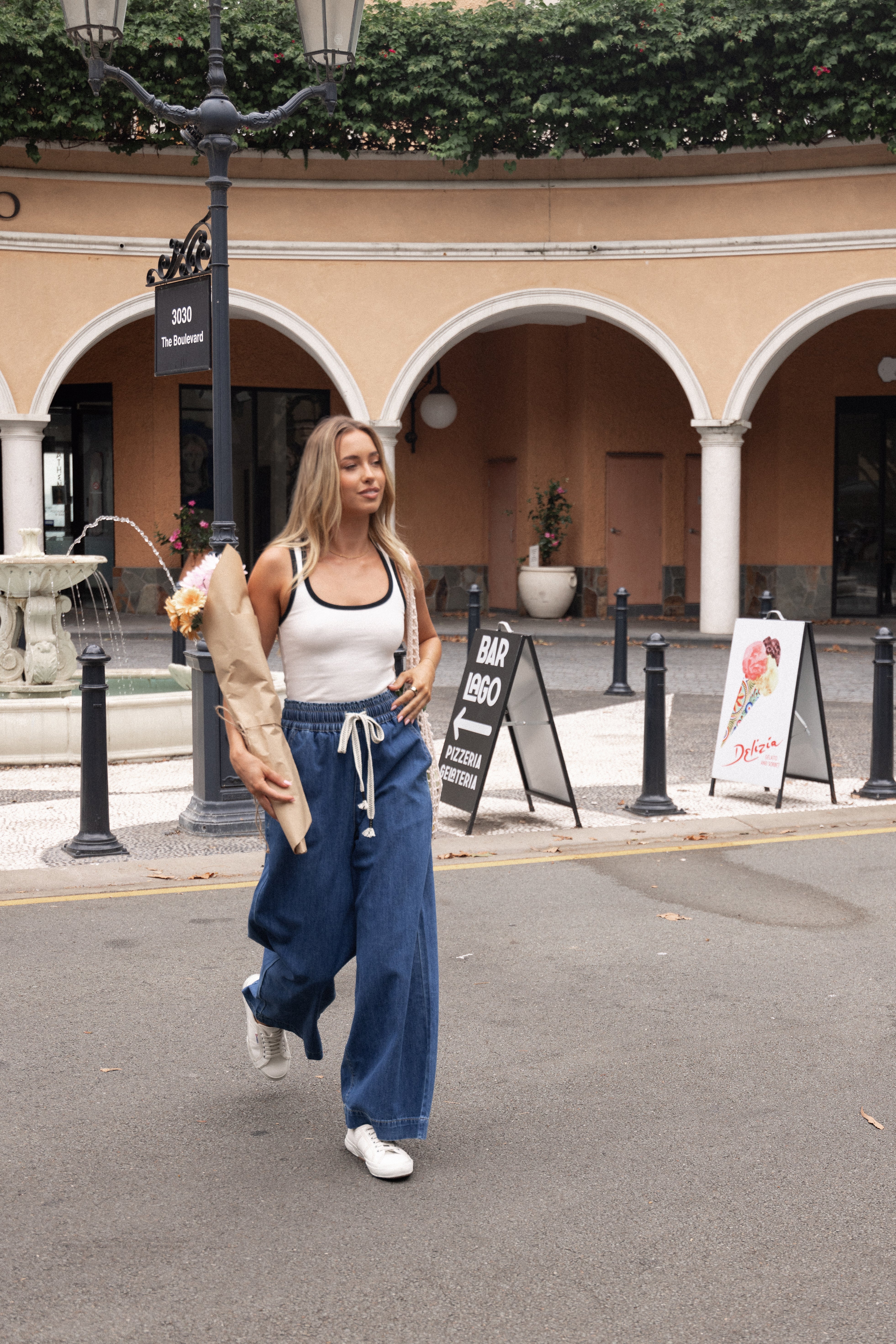 Women’s Denim Wide Leg Pants, High-Waisted Elastic Waist