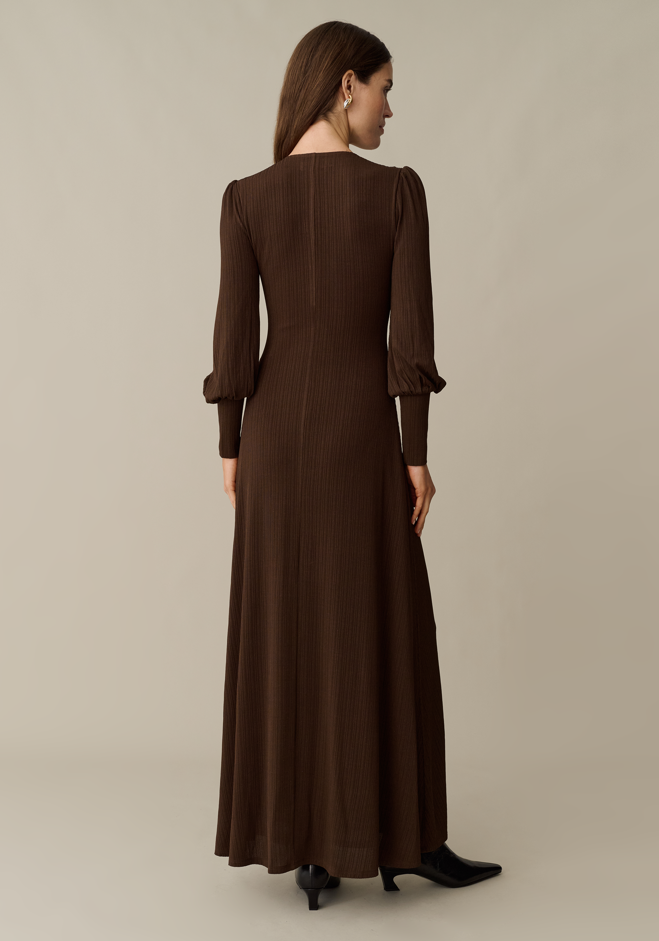 Women’s Elegant Maxi Dress with V-Neck & Long Sleeves, Lined
