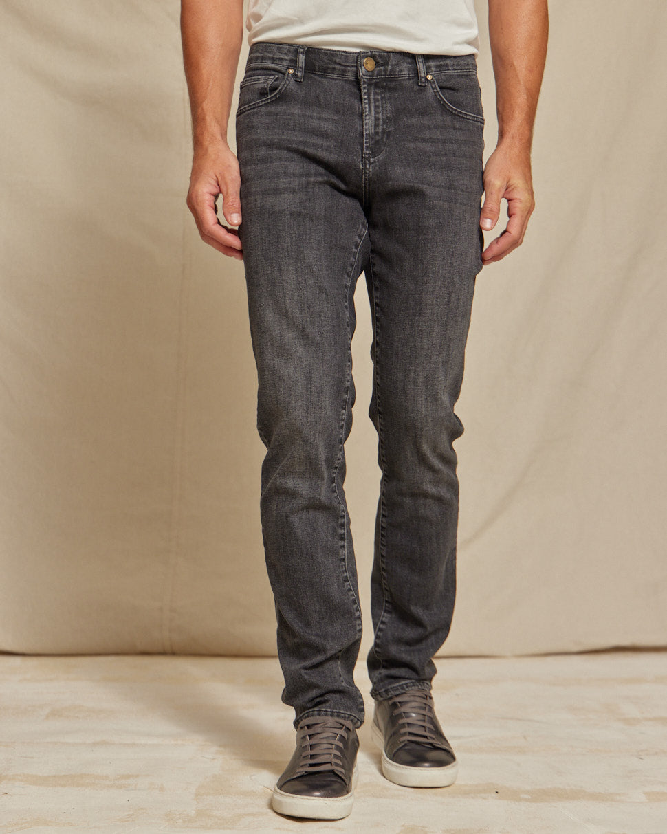 Men’s Stretch Denim Jeans 4-Way Performance, Durable Fit