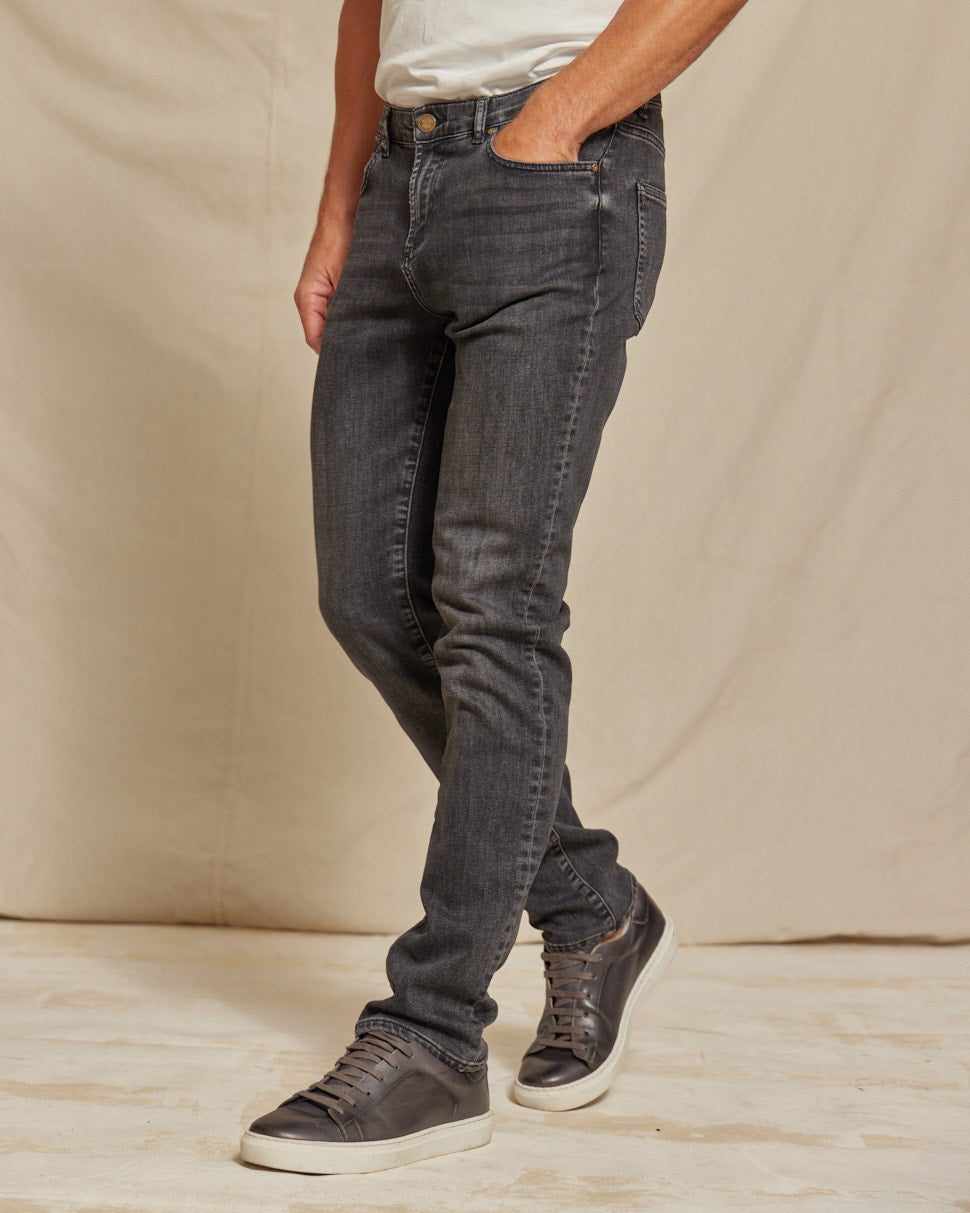 Men’s Stretch Denim Jeans 4-Way Performance, Durable Fit