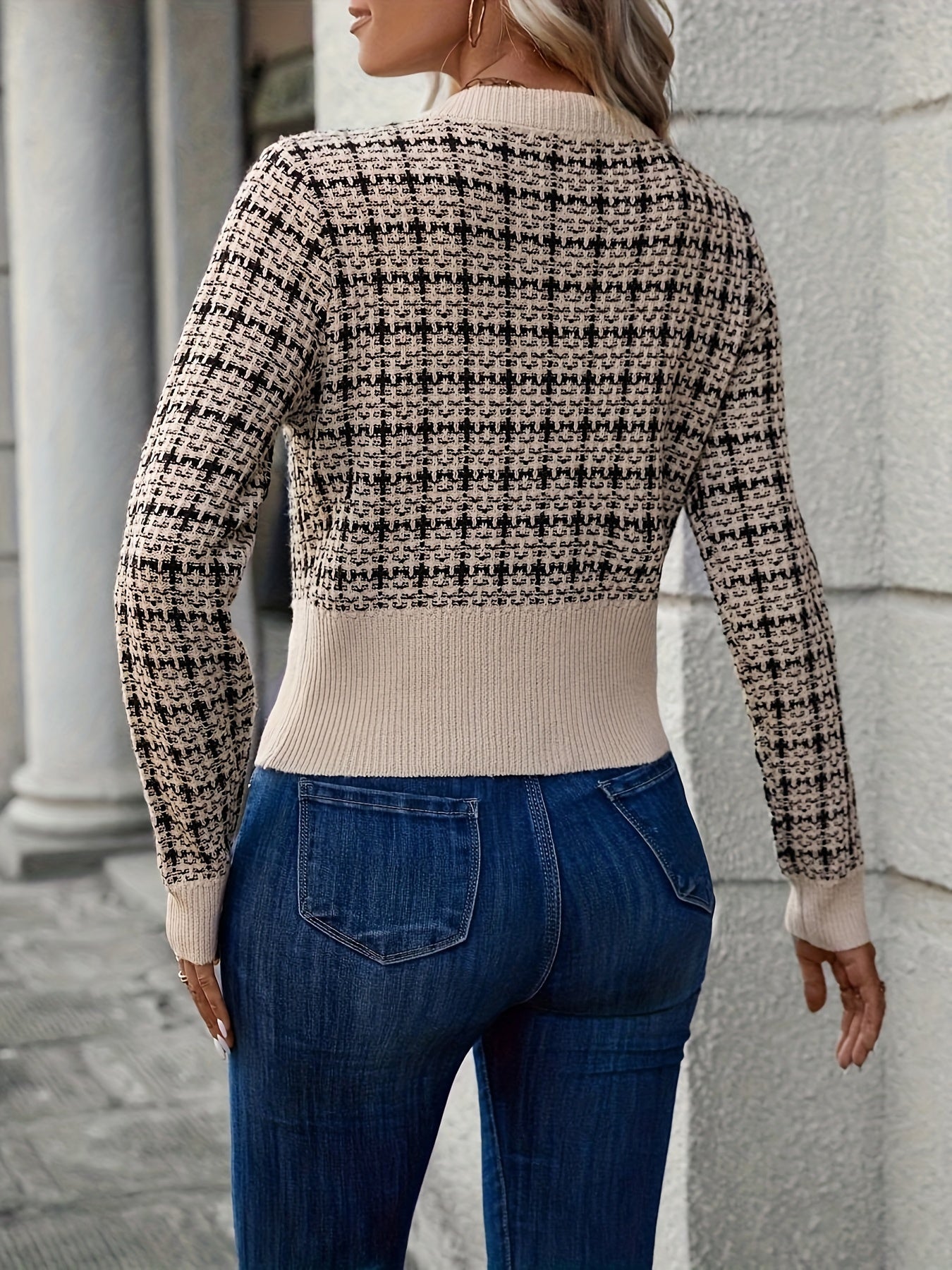 Cropped Houndstooth Cardigan with Ribbed Trim and Button-Front Closure