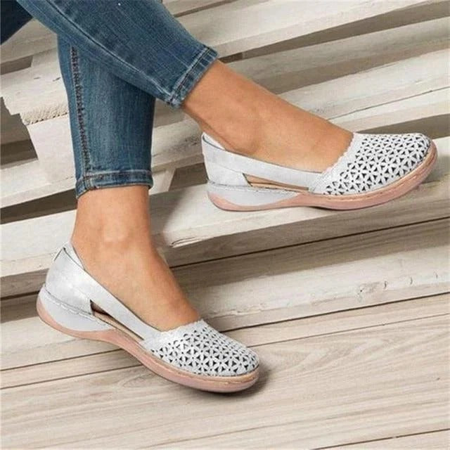 Women's Slip-On Flats with Expandable Toe Box and Cushioned Insole